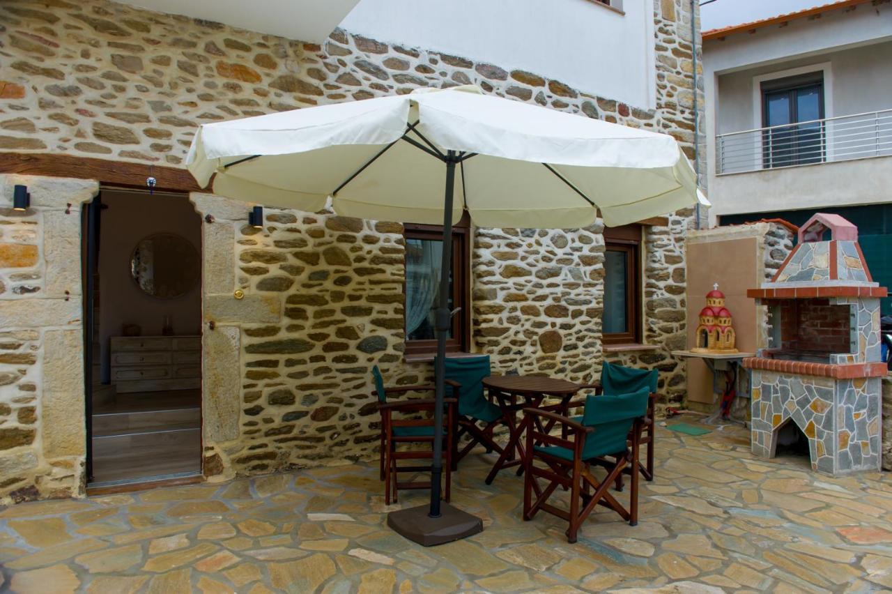 To Petrino Holidays House Metagkitsi Exterior photo